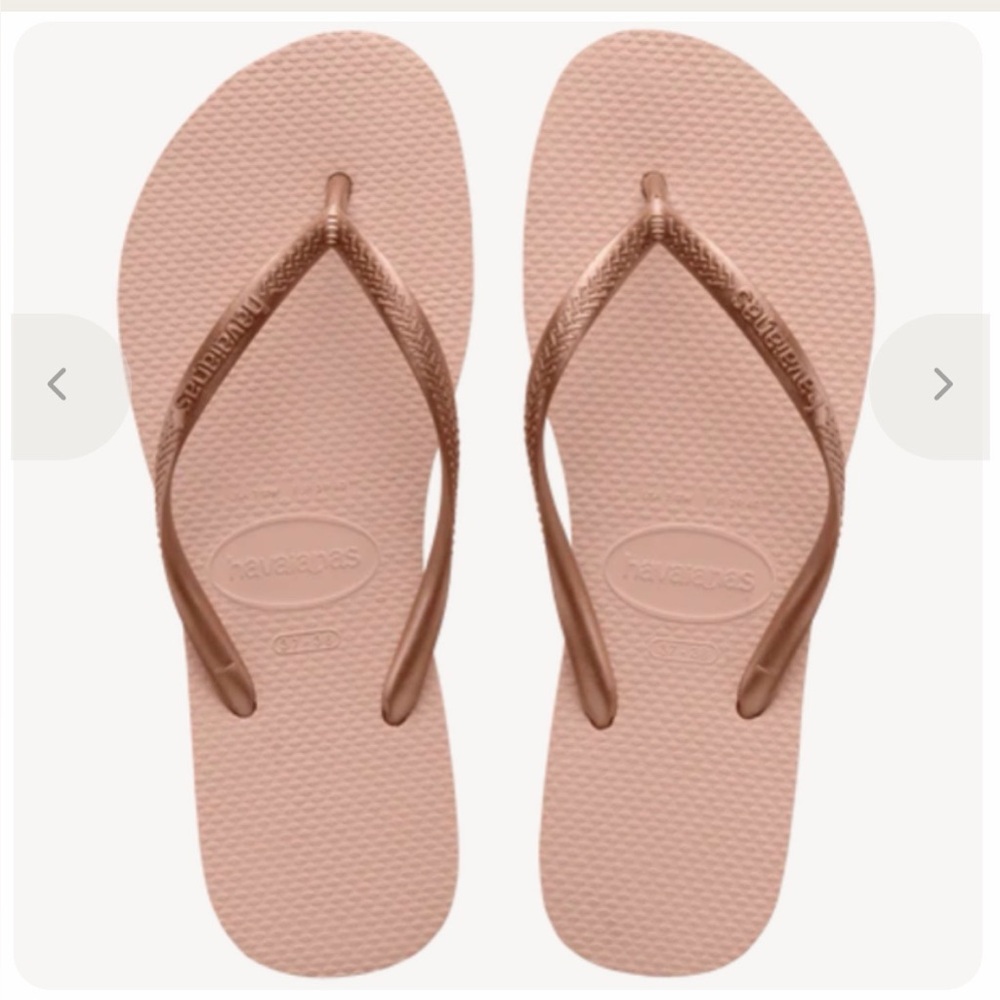 Havaianas Slim Flip Flops in Blush Pink with Metallic Rose Straps -NWT